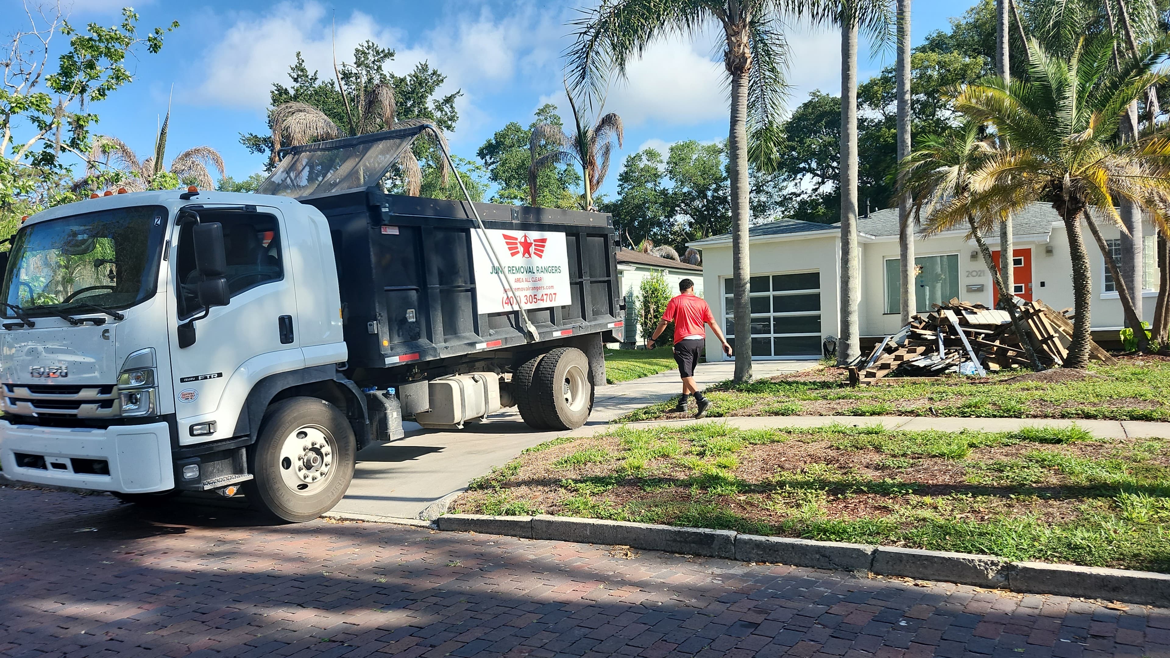 Deck Demolition & Debris Removal in Orlando: A Real Job, Start to Finish